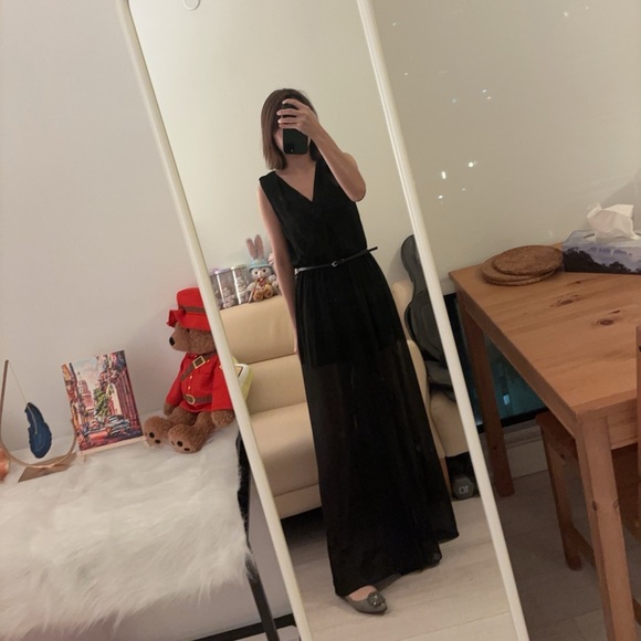 Very elegant and sexy wide leg jumpsuits - Picture 2 of 9